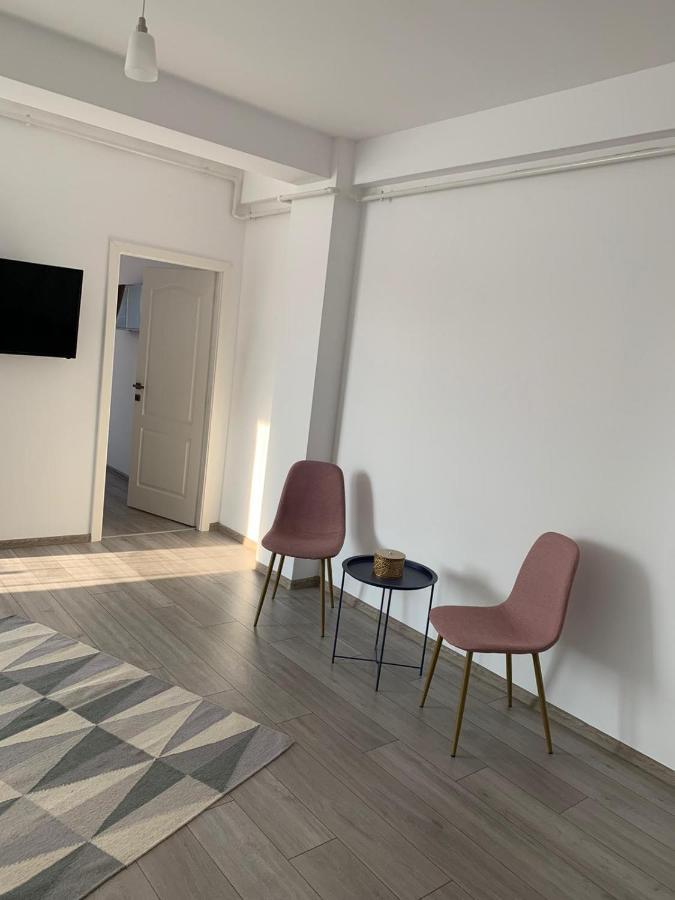Apartamentul De La Mare Apartment